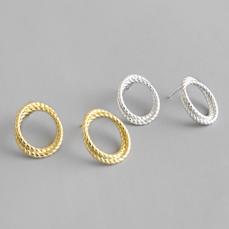 Mobius Earring