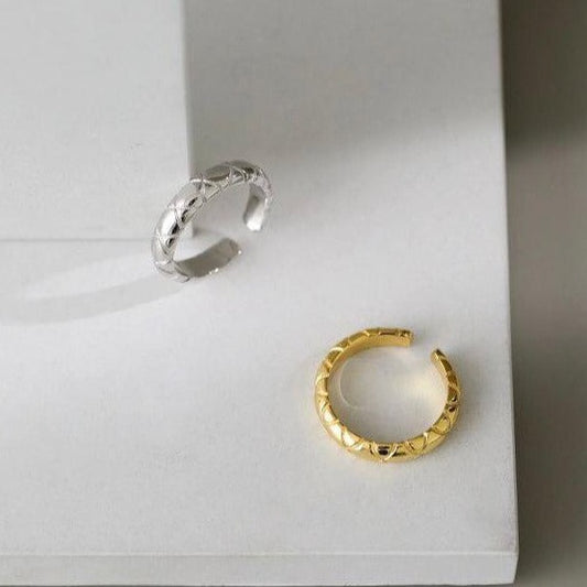 Diagonal Line Ring